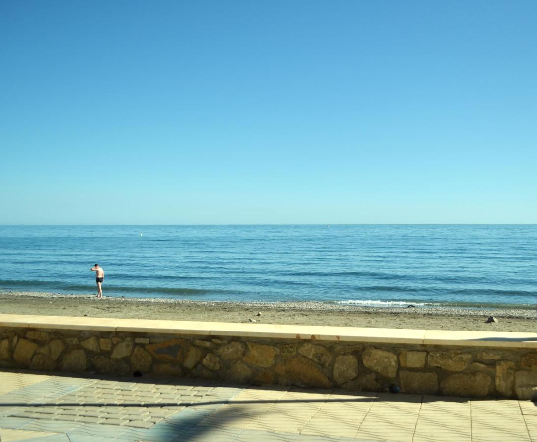 Maravilloso Estudio En Urbanizacion Centro Internacional En Algarrobo Costa A 50 Metros De La Playa Экстерьер фото